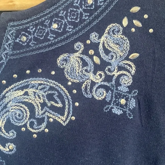 Alfred Dunner Navy Blue Embroidered Blouse Tunic Size Small - Picture 3 of 6